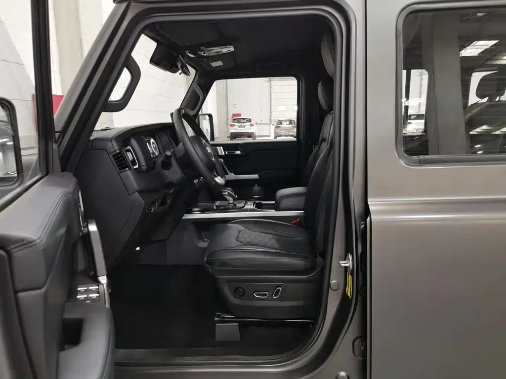 212 T01 2025 2024 2.0T Mechanic