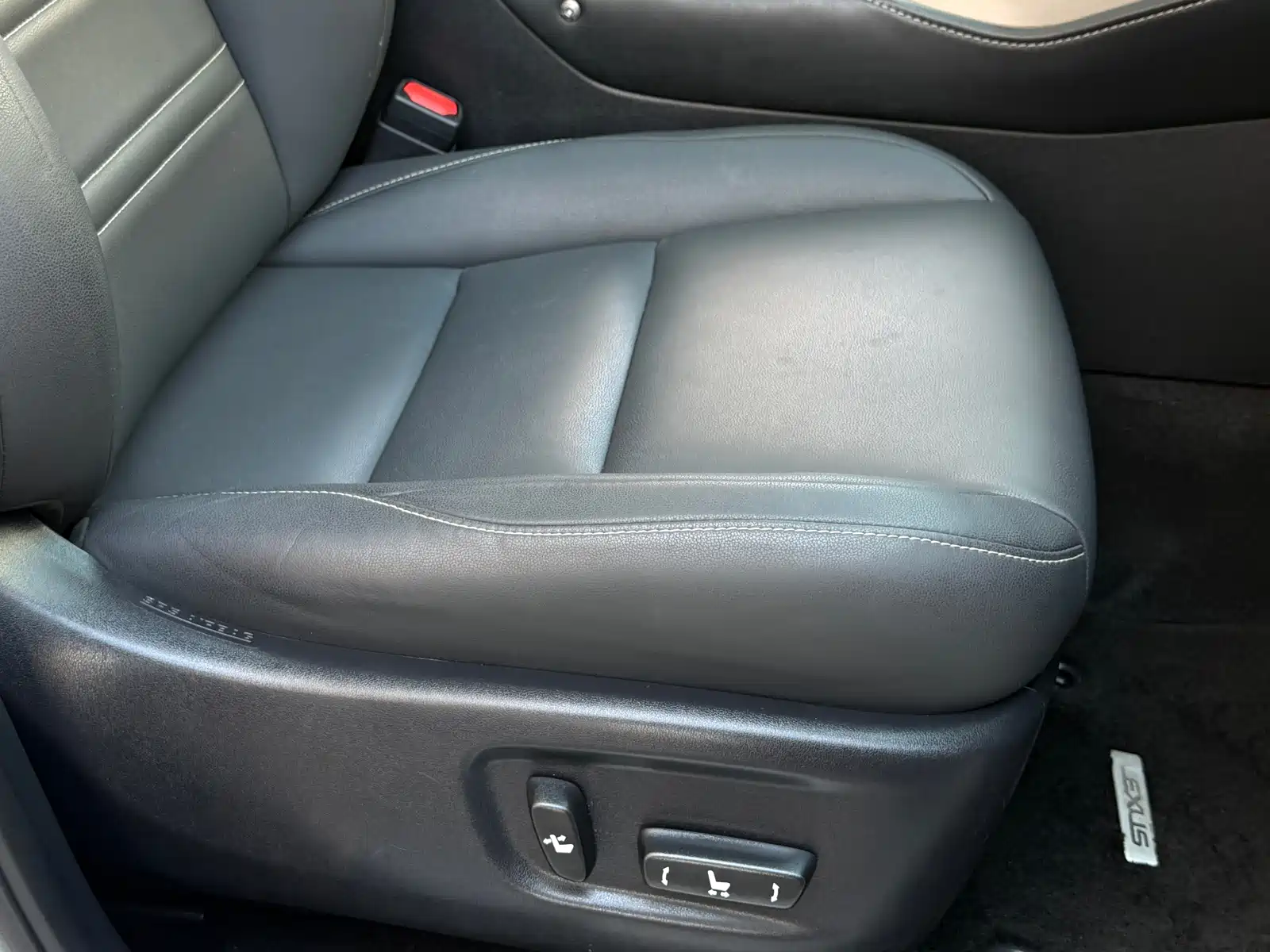 Photo 15 - Lexus NX