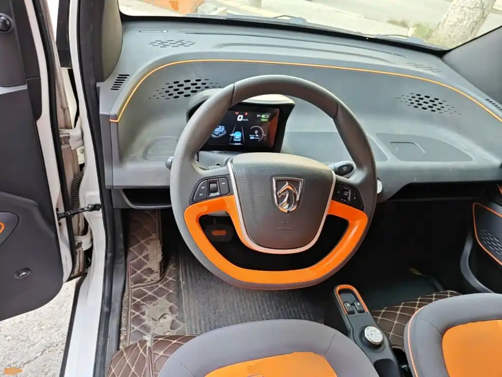 Фото 11 - Baojun E100