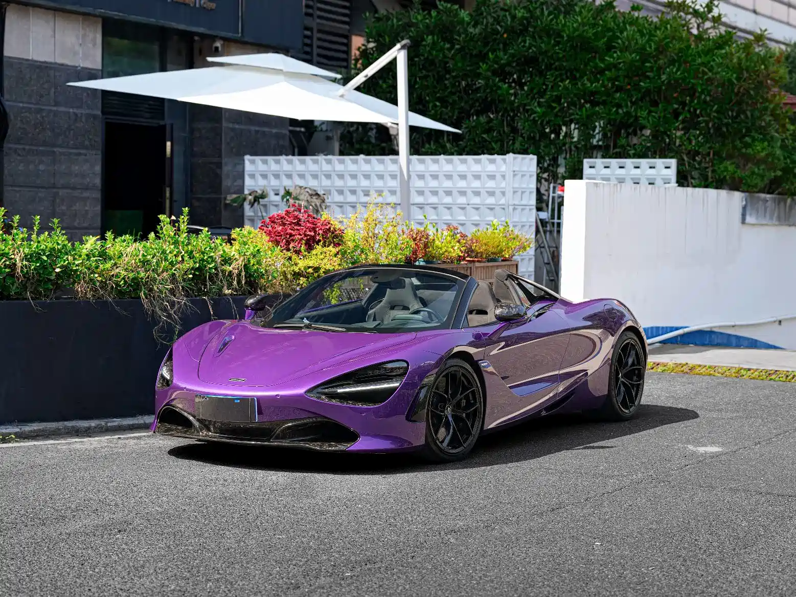 صورة 3 - McLaren 720S