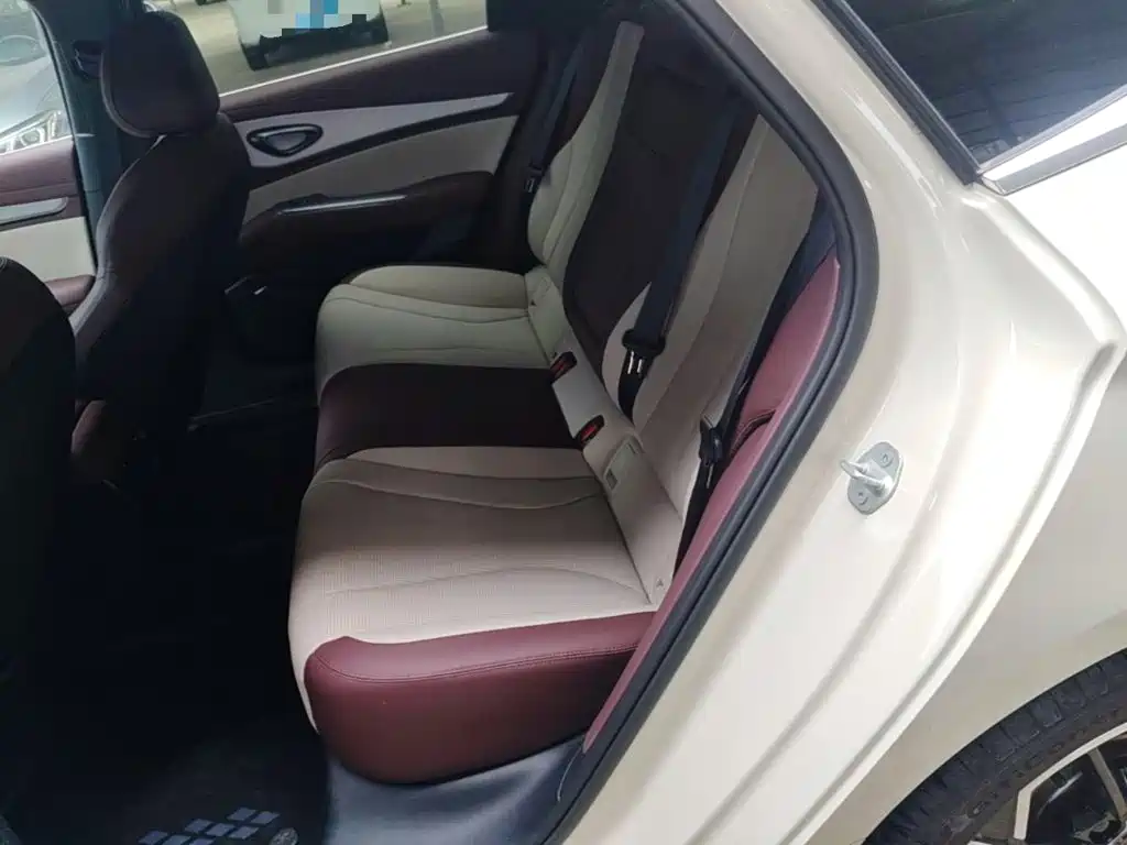 BYD Seal 07 DM-i 2025 2026 DM-i 1.5T 230km Flagship