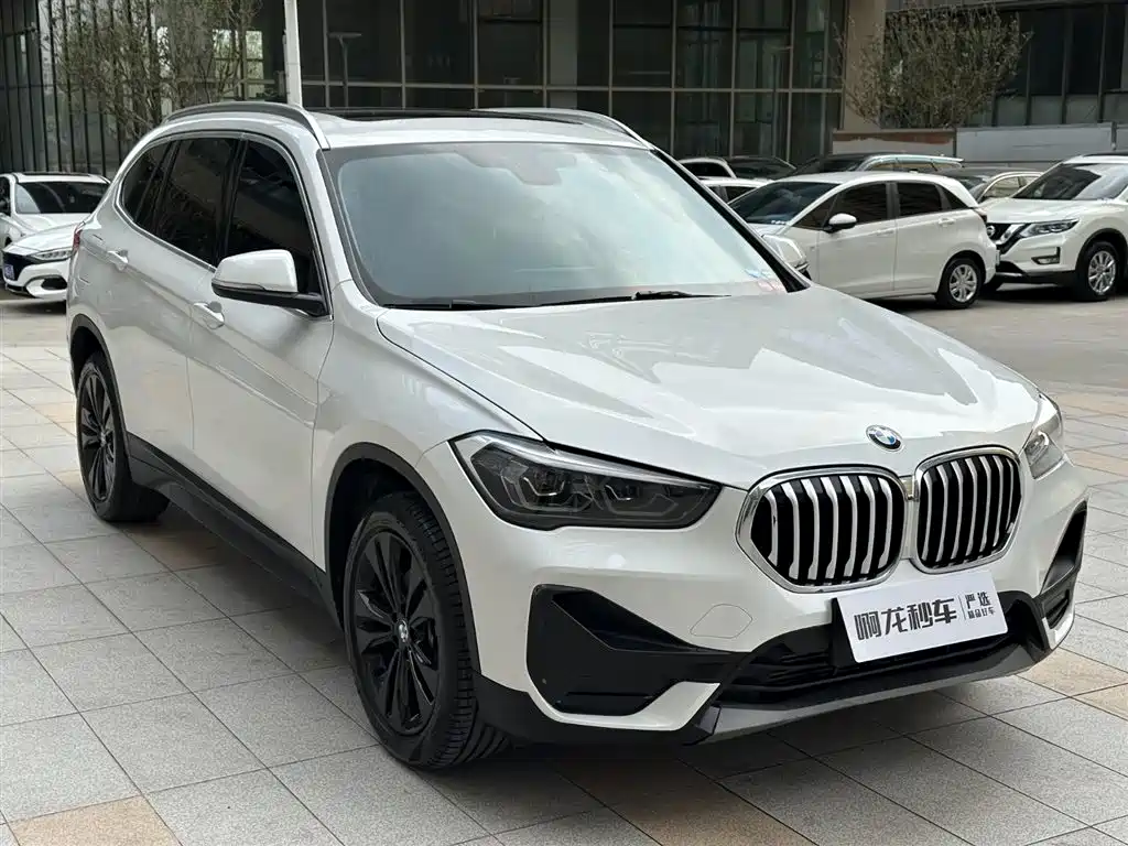 BMW X1 2021 sDrive20Li Fashion фото 5