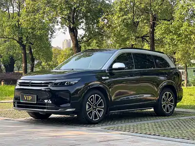 AITO M7