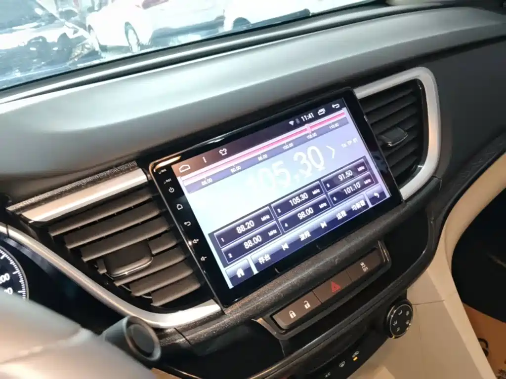 Фото 13 - Buick Excelle