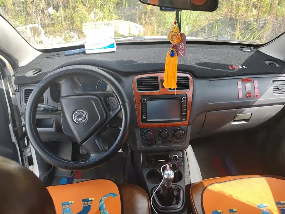 Dongfeng Fengguang Fengguang 330 2016 2014 1.5L Manual Standard DK15-02