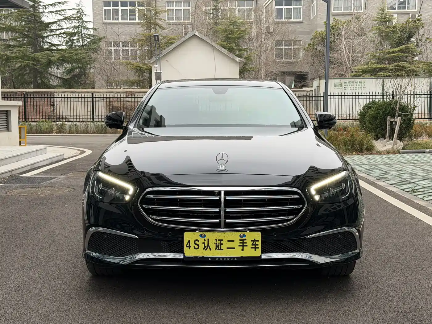 E CLASS
