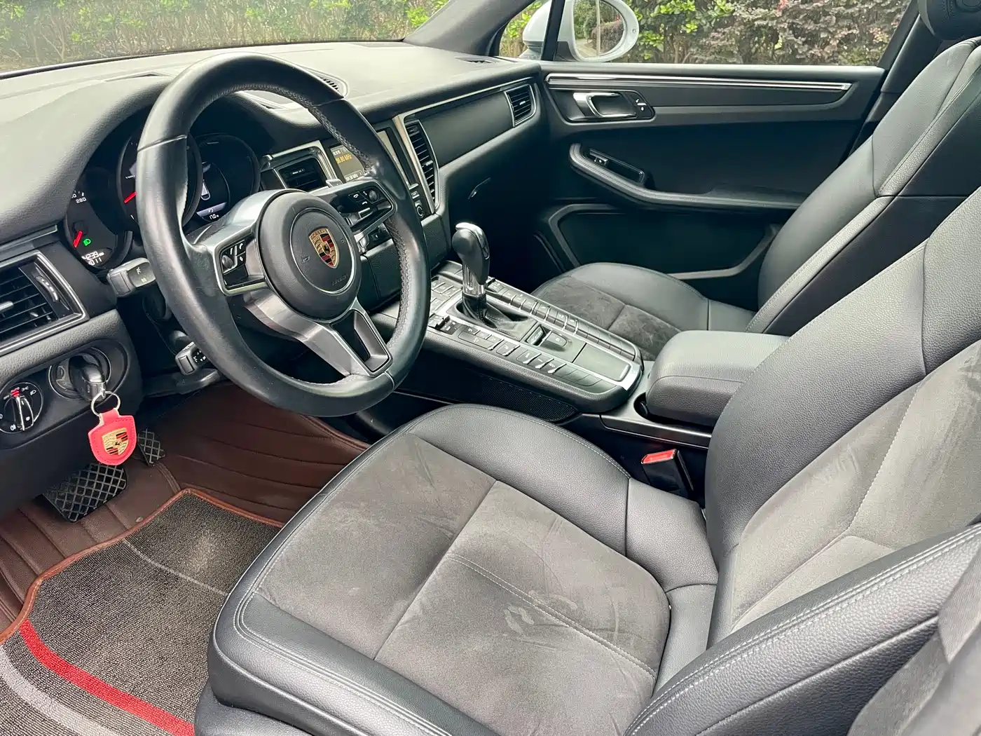 Porsche Macan 2016 Macan 2.0T фото 16