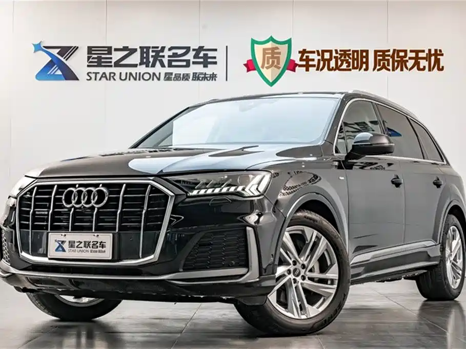 Audi Q7 2023 45 TFSI quattro S line Sport