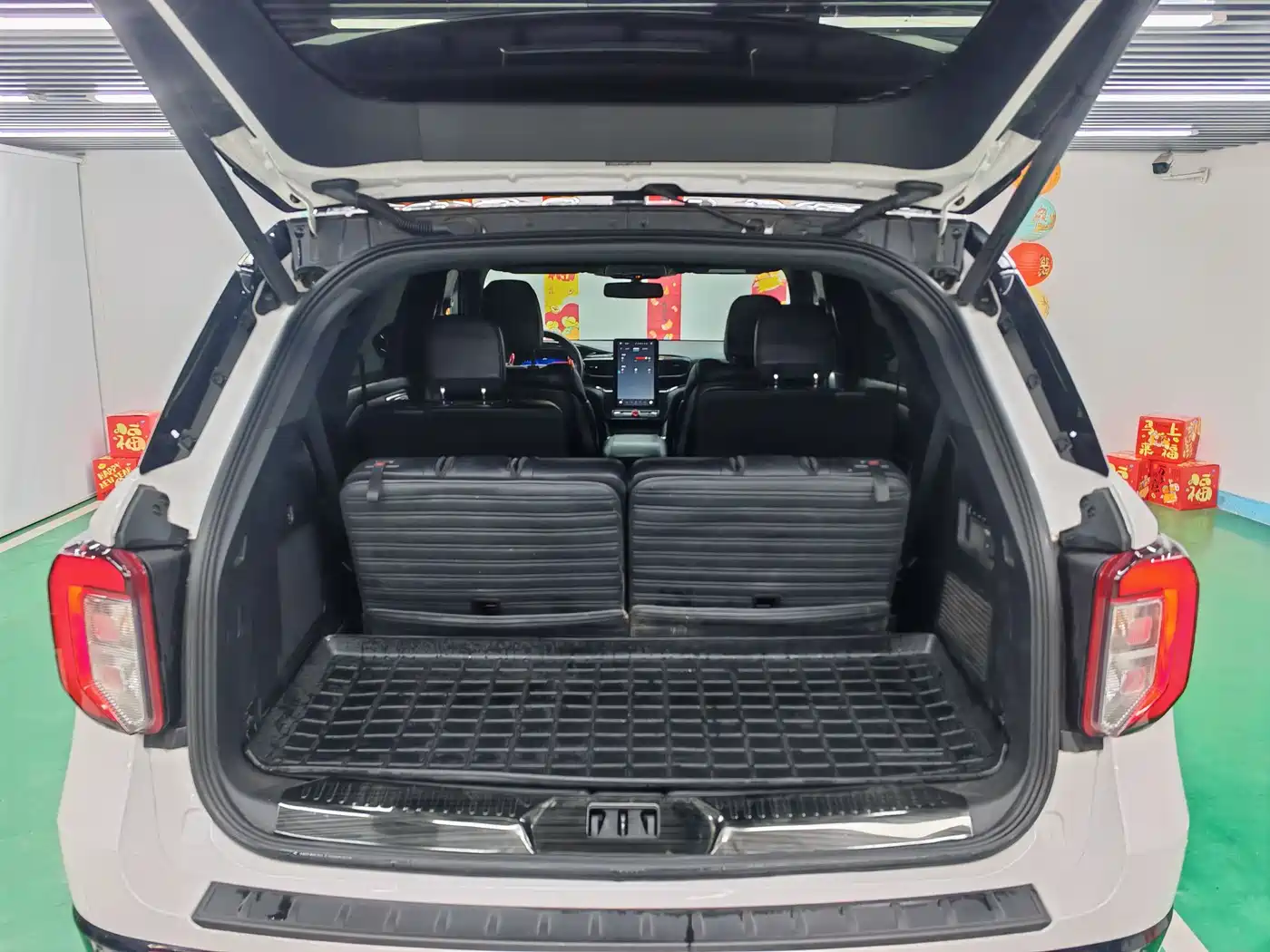 Ford Explorer 2021 2020 EcoBoost 285 AWD Titanium Edition 6-Seater