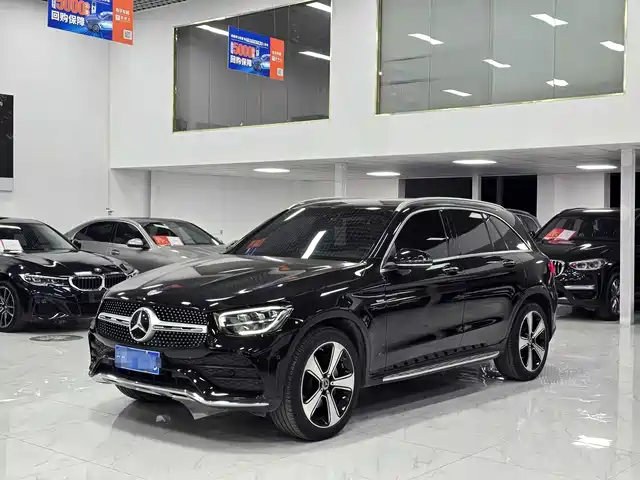 MERCEDES-BENZ GLC