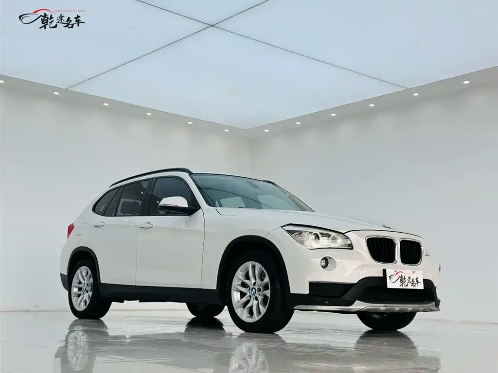 BMW X1 2015 Model sDrive18i Fashion Advanced Edition фото 3