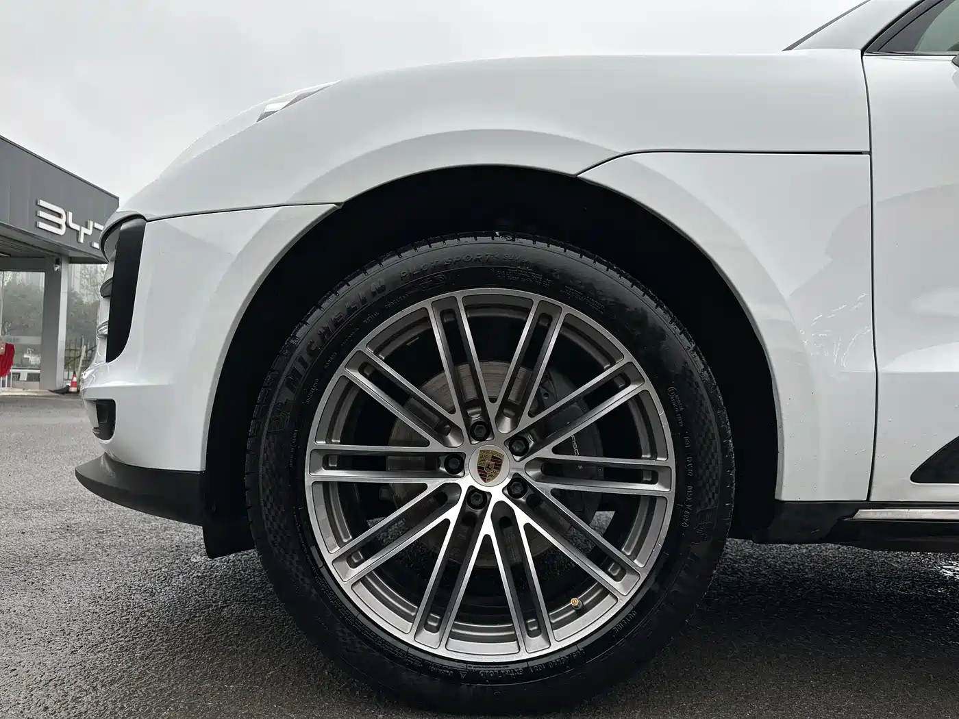Porsche Macan 2018 Macan 2.0T фото 21
