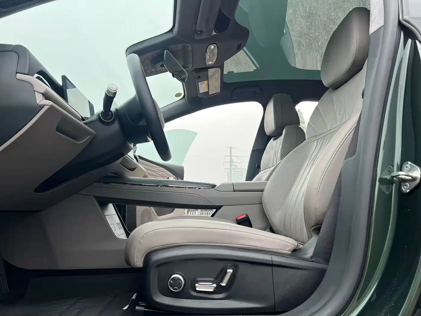 Geely Galaxy Galaxy Xingyao 8 2025 130km EM-P Starship Edition фото 4