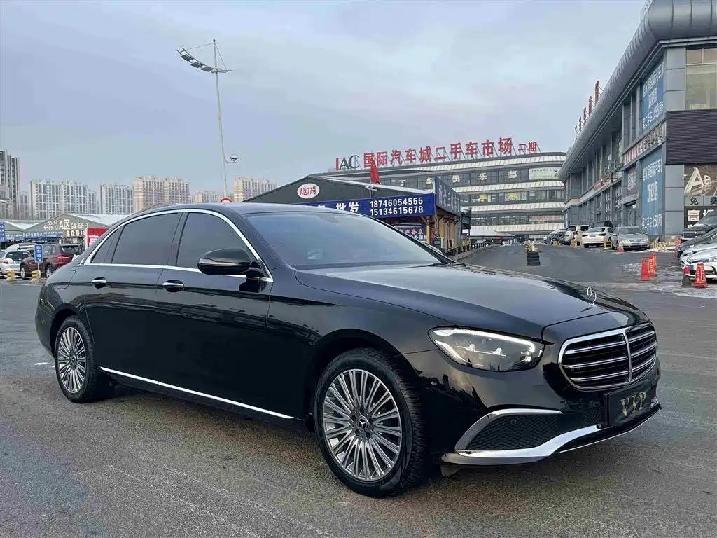  E CLASS