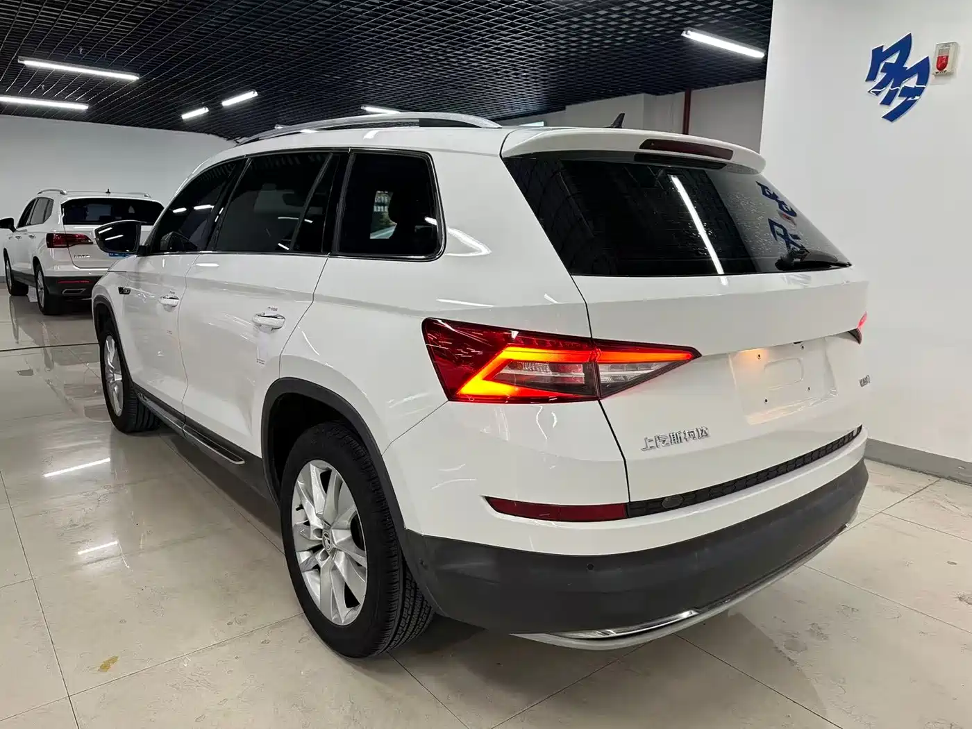 Škoda Kodiaq 2020 TSI330 7-Seater 2WD Luxury Premium Edition фото 8