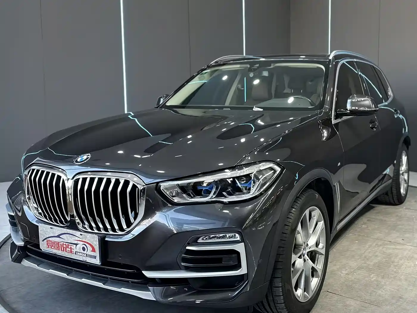 BMW X5 (Import) 2020 xDrive30i X Design Package