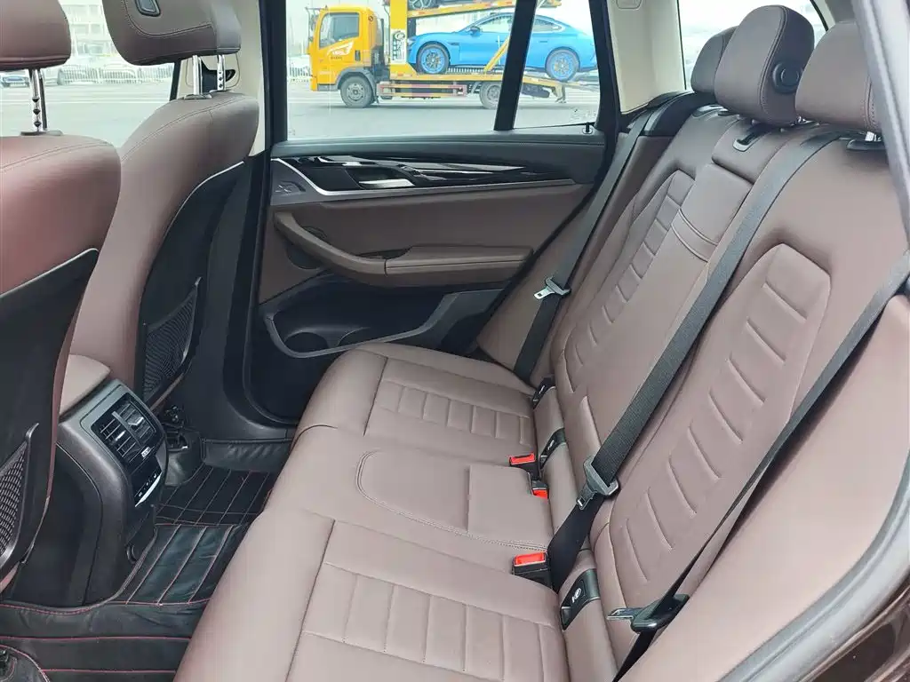 BMW X3 2018 xDrive25i Luxury Package China VI фото 10