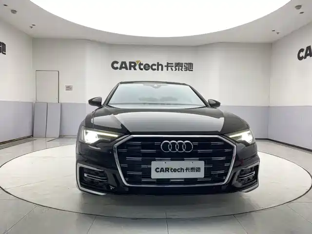 Audi A6L 2023 45 TFSI Premium Selection Dynamic — фото 3