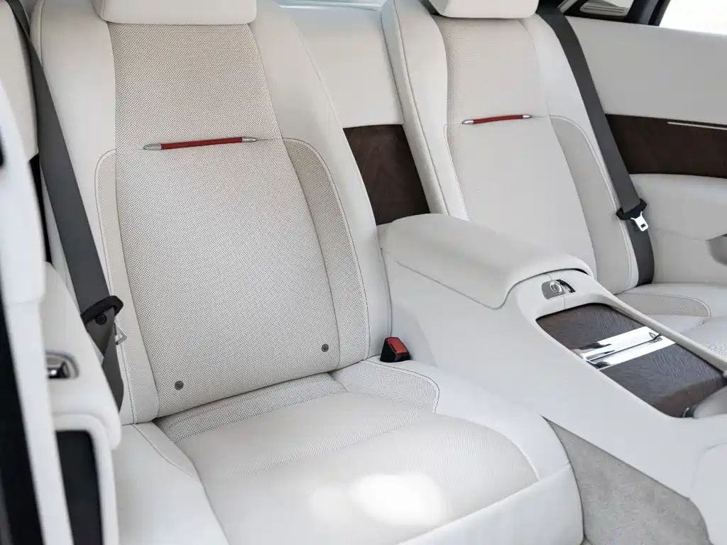 Фото 22 - Rolls-Royce Wraith