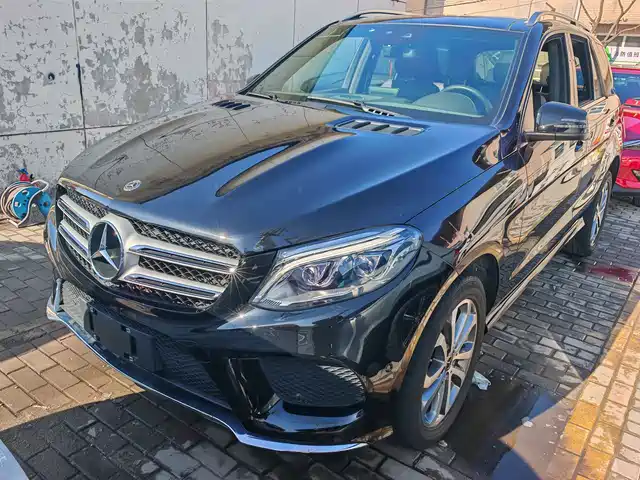 MERCEDES-BENZ GLE