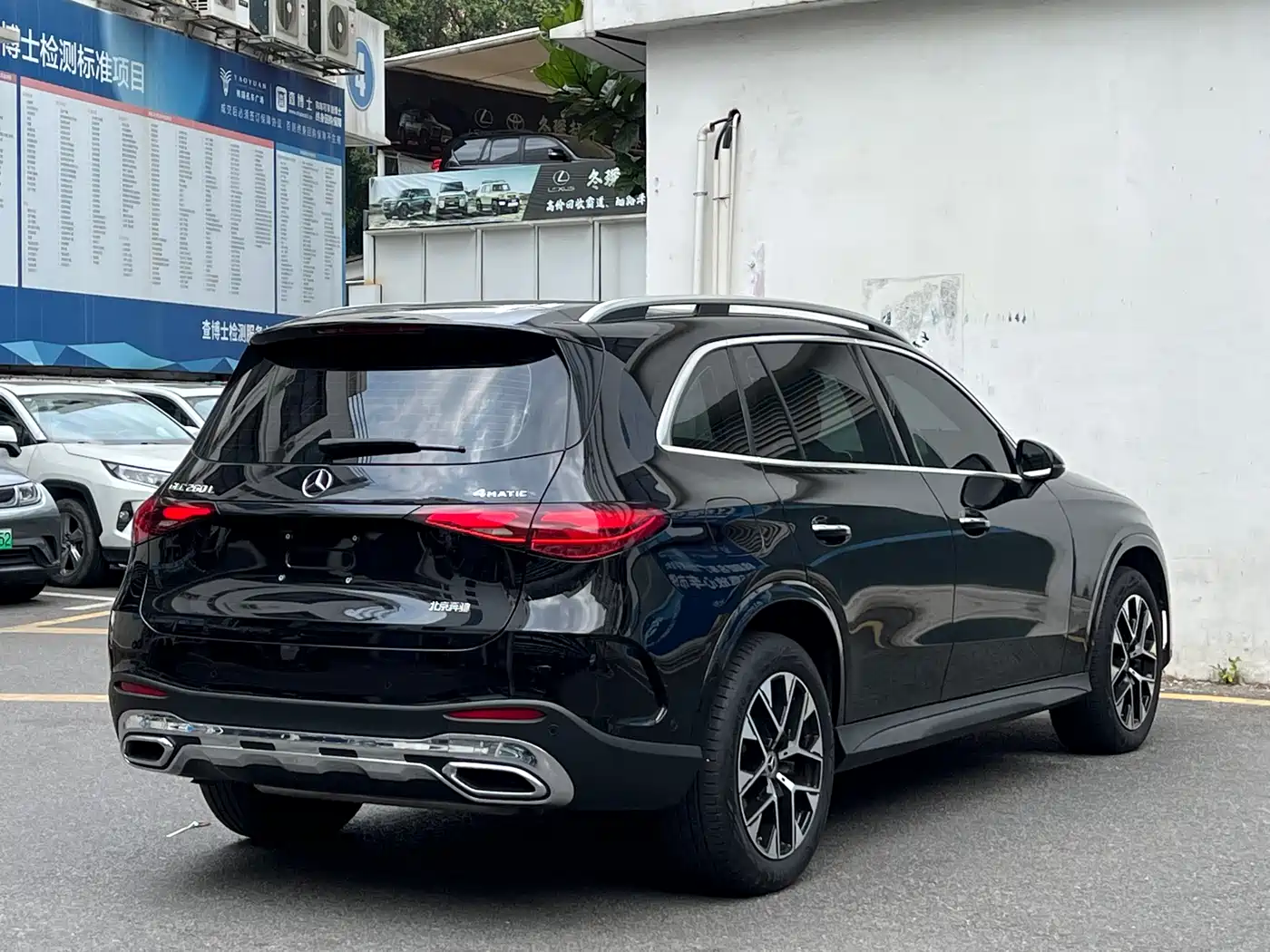 Mercedes-Benz GLC 2024 GLC 260 L 4MATIC Luxury 5-seater фото 9