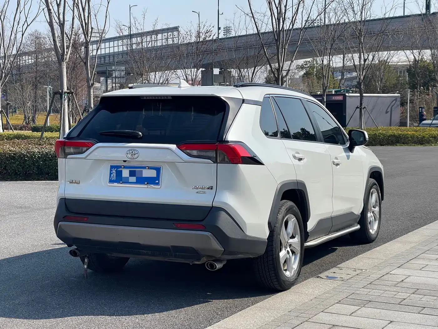 Toyota RAV4 Rongfang 2021 2.0L CVT 4WD Trend фото 6