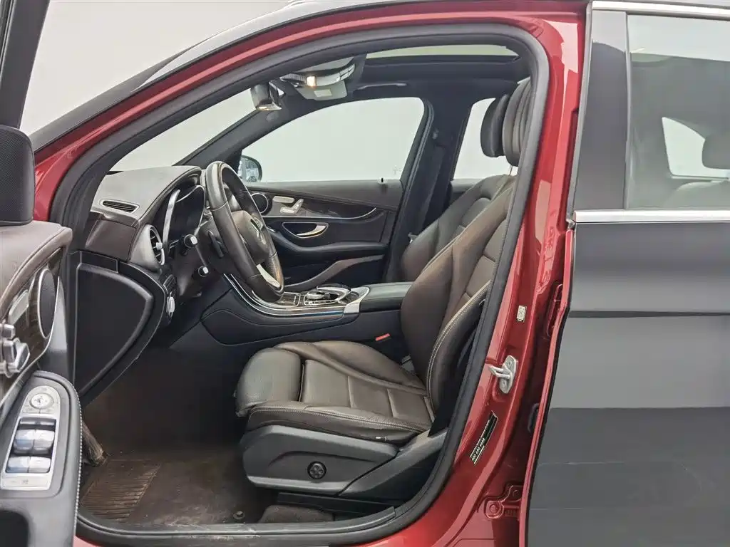 Mercedes-Benz GLC 2019 GLC 260 L 4MATIC Dynamic фото 10