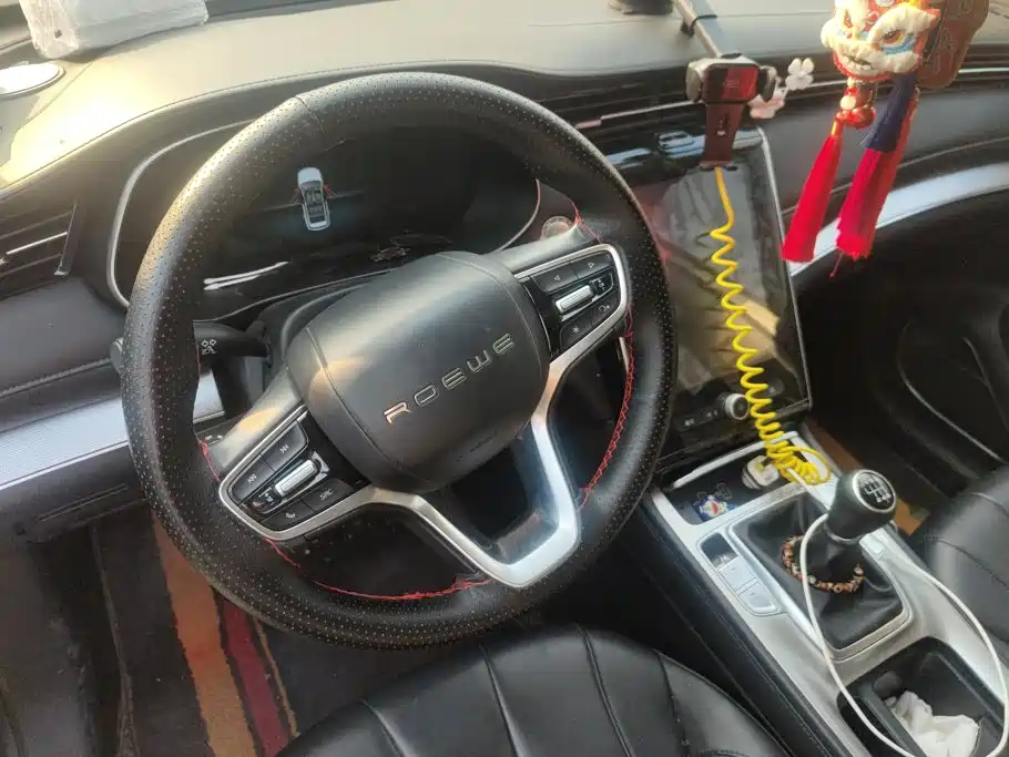 Фото 15 - Roewe RX5 MAX