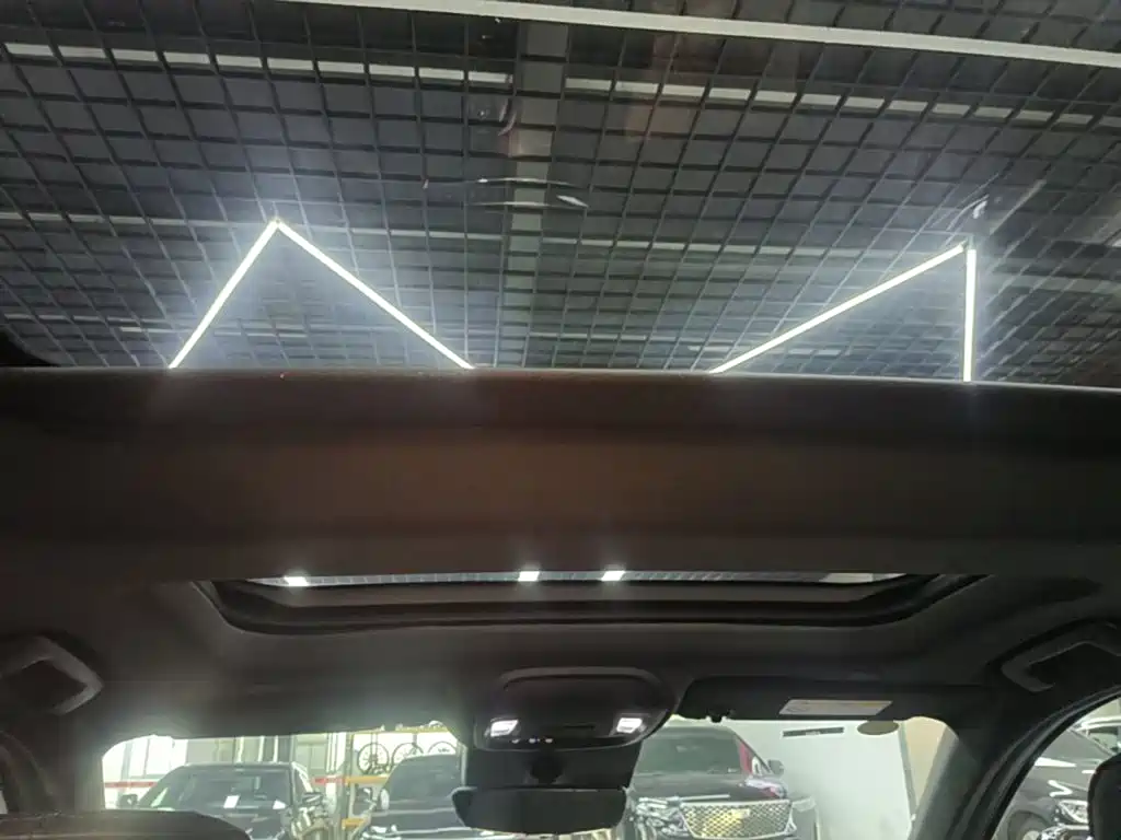 Cadillac CT5 2026 2025 Model 28T Track Performance Edition