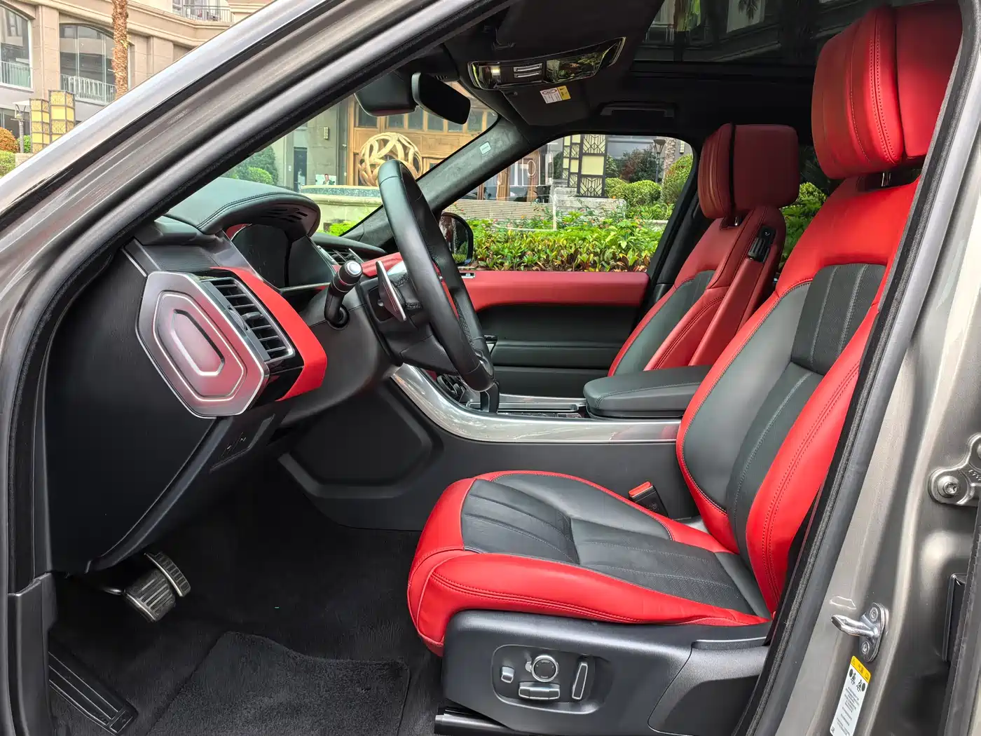 Land Rover Range Rover Sport 2018 3.0 SC V6 Fashion Genesis DYNAMIC фото 15