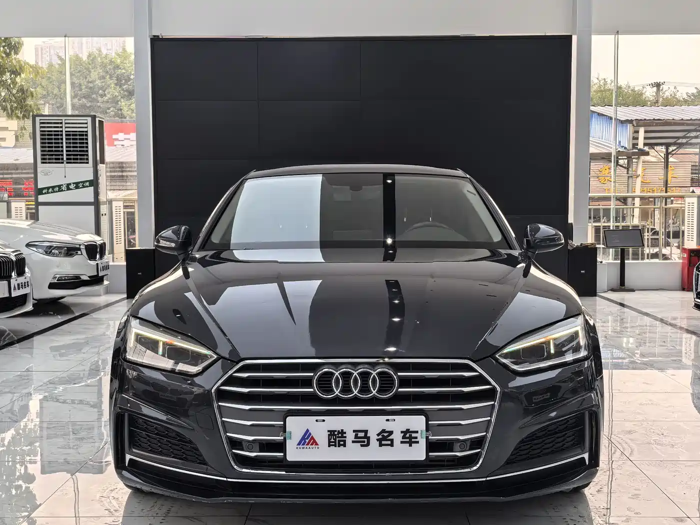 Audi A5 (Import) 2019 Sportback 40 TFSI Fashion фото 2