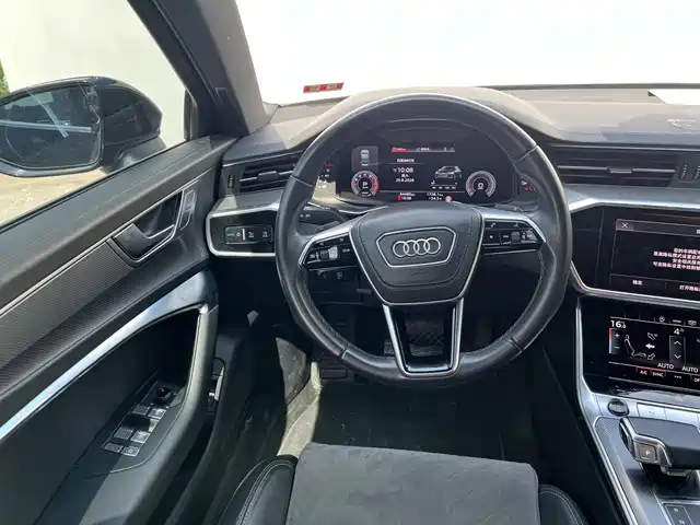 Audi A6L 2024 40 TFSI Luxury Dynamic — фото 3
