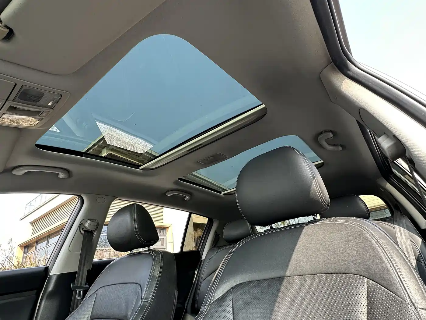 Kia Sportage 2014 2.0L Automatic 2WD Premium фото 6
