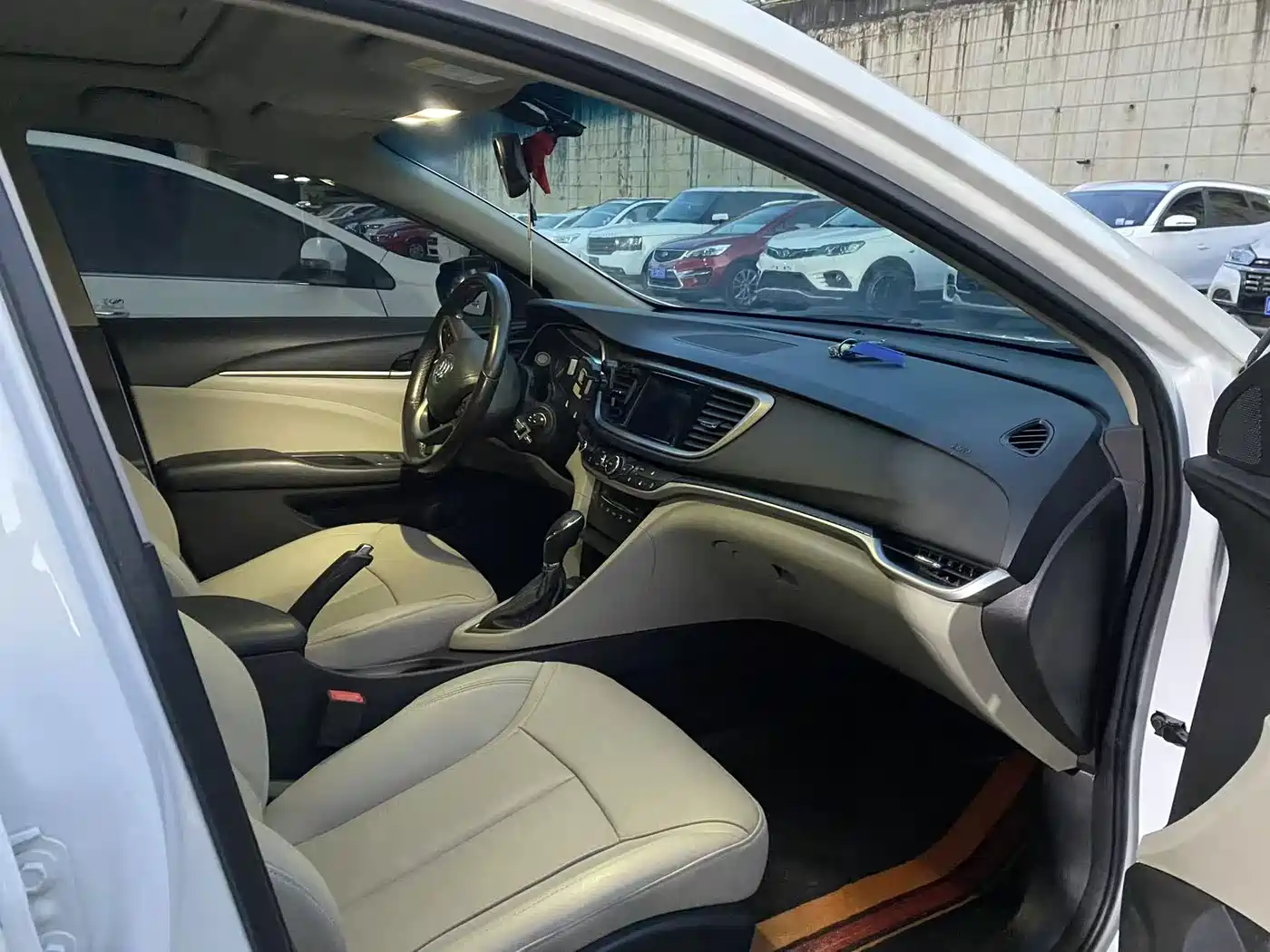 Фото 10 - Buick Excelle