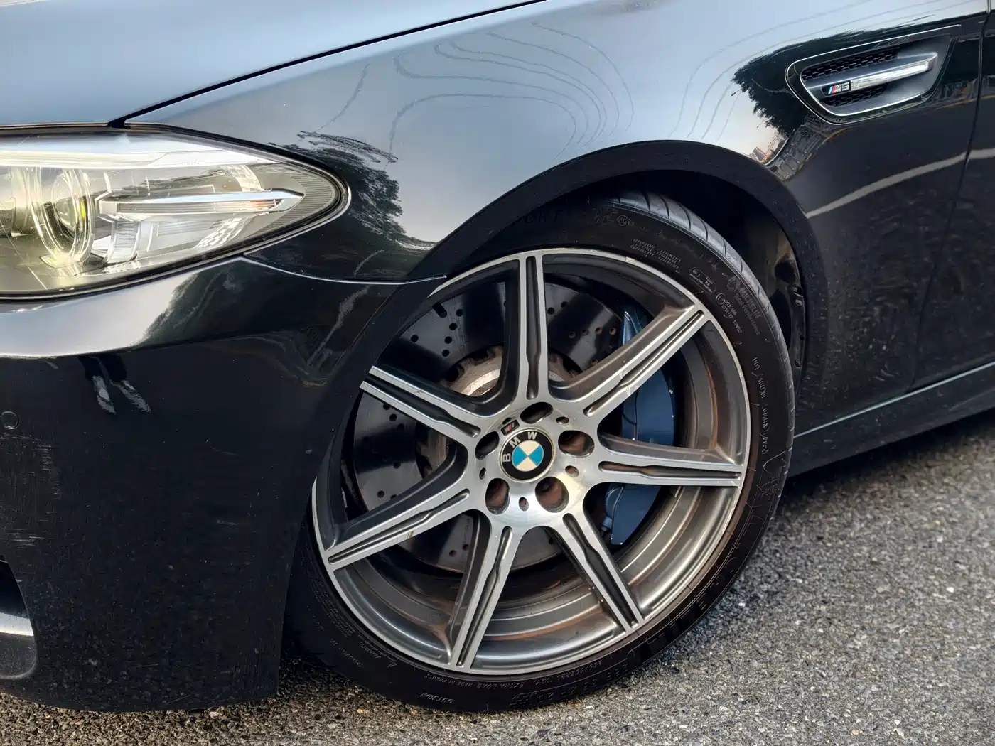 BMW M5 2015 2014 M5 Year of the Horse Limited Edition