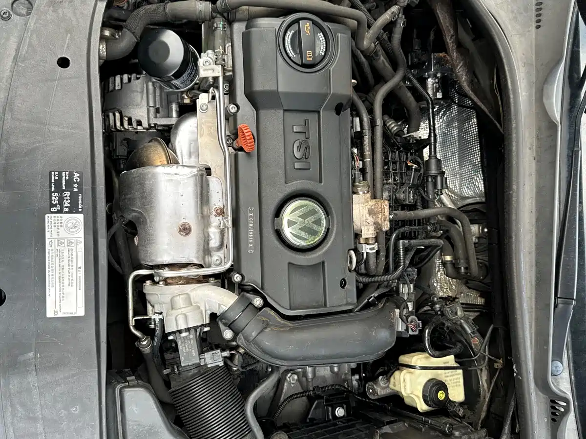 Volkswagen Golf 2011 1.4TSI Auto Comfort фото 20