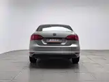 Фото 4 - Volkswagen Sagitar