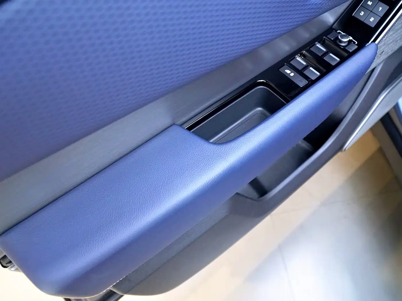 LAND ROVER RANGE ROVER STAR PULSE