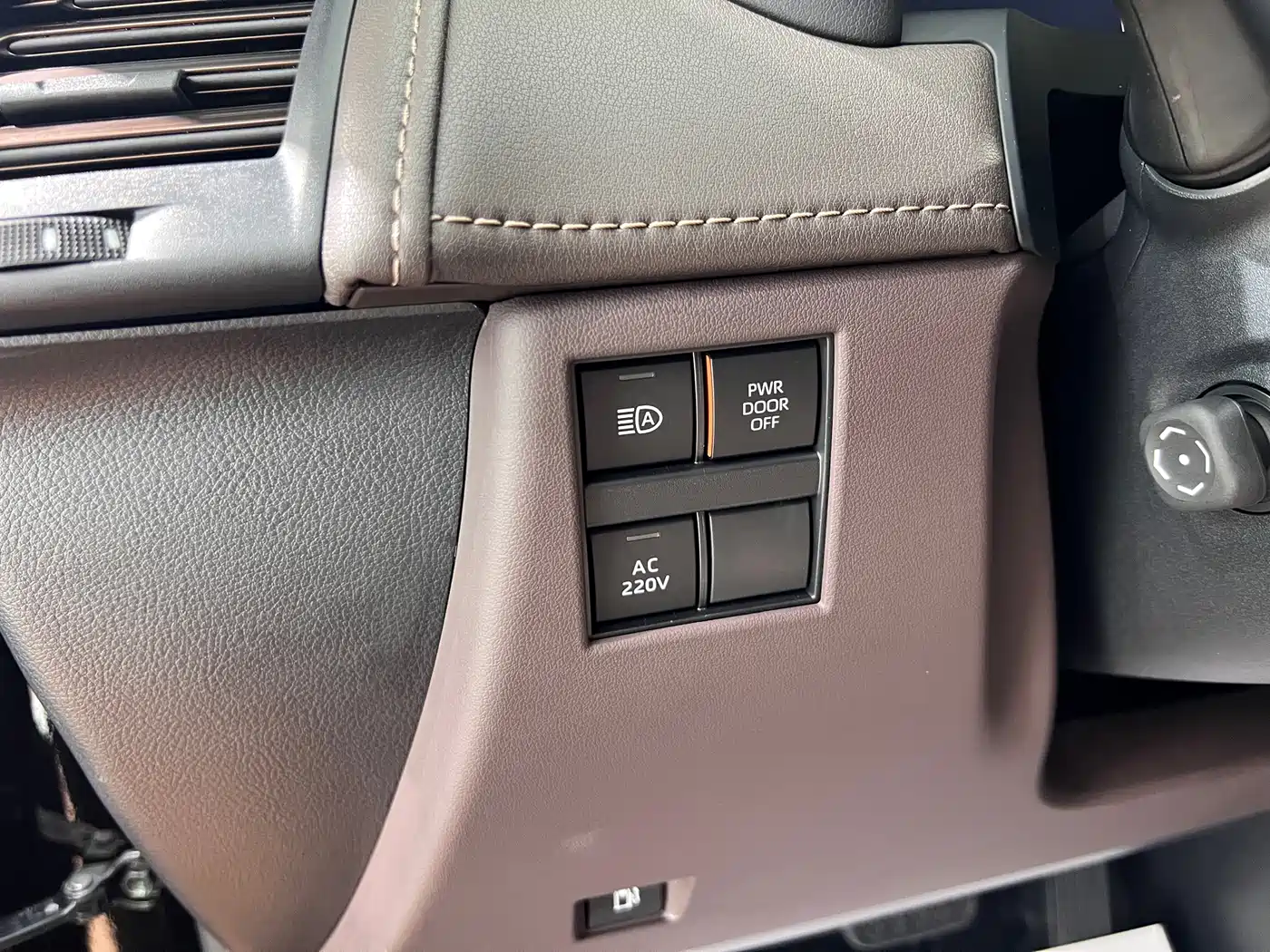 Toyota Alphard 2026 2024 Hybrid 2.5L Ultimate Enjoyment Edition