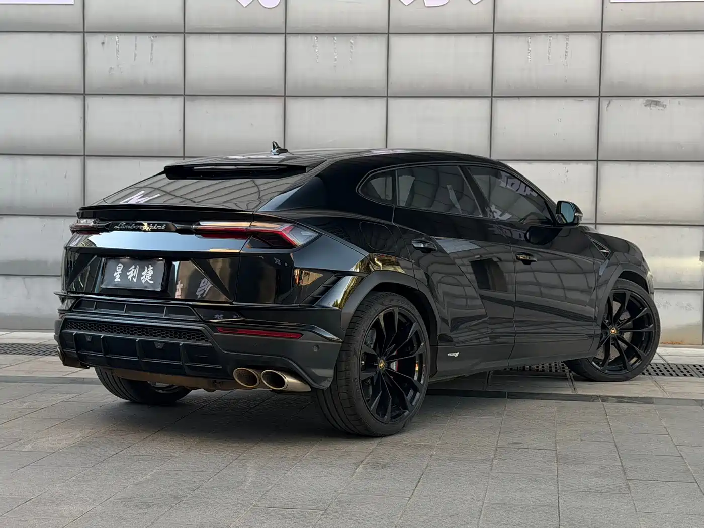 Lamborghini Urus 2023 4.0T V8 S фото 6