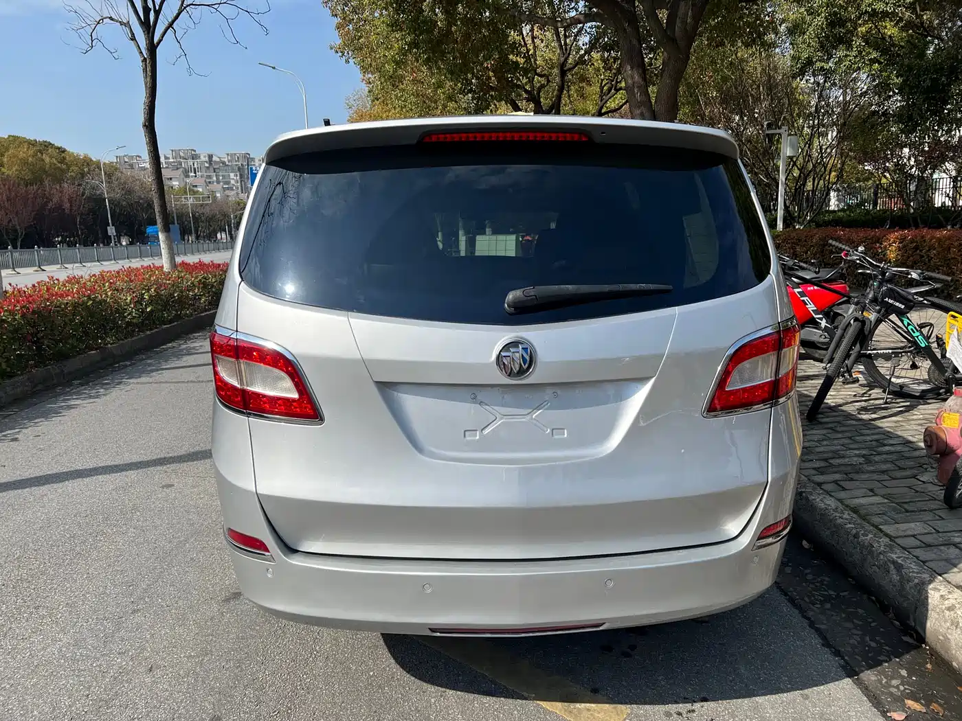 Buick GL8 2013 2.4L CT Luxury Business Comfort Edition фото 6