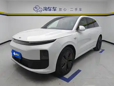 Li Auto L6