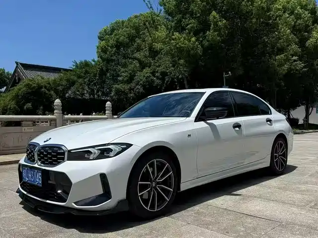BMW 3 Series 2024