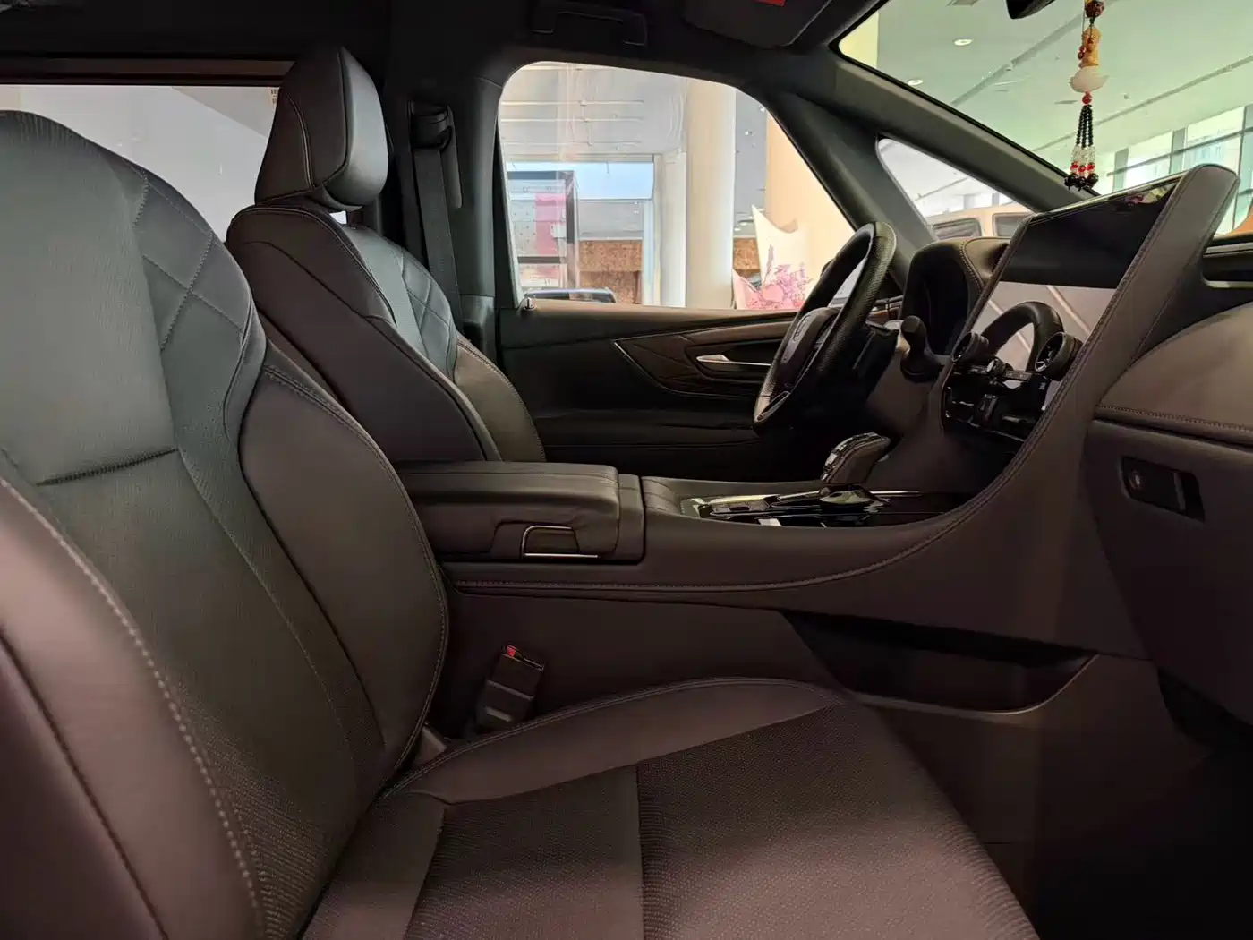 Toyota Vellfire 2025 2024 Crown Hybrid 2.5L Premium Edition