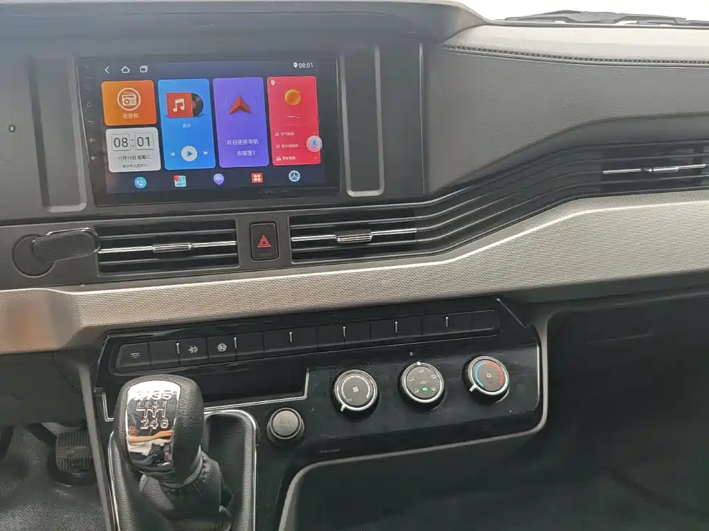 Dongfeng Yufeng Yufeng 2026 2023 V9+ 2.0T Manual FWD Multi-purpose Medium Wheelbase Medium Roof 7/8/9 Seater