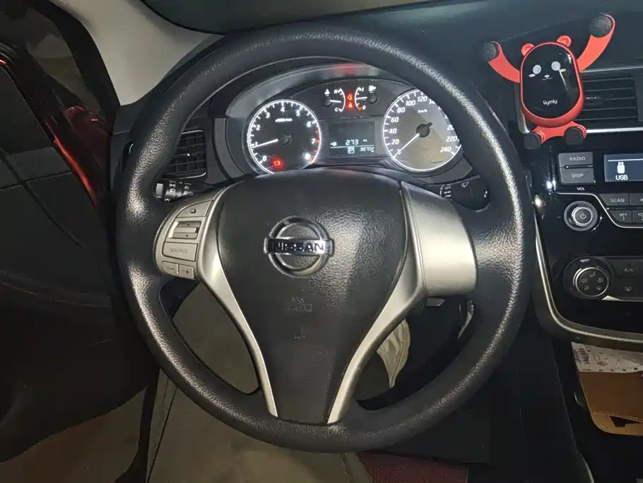 Photo 15 - Nissan Tiida