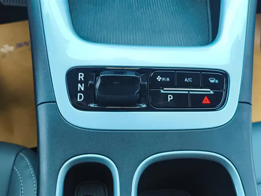 Geely Galaxy Starry Wish 2025 UP 410km Explorer Edition фото 16