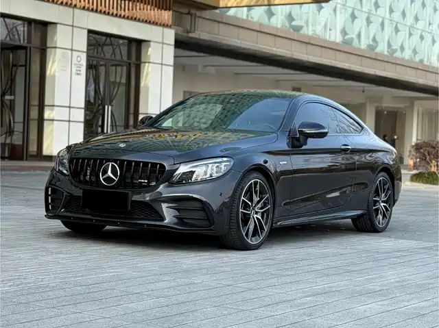 MERCEDES-BENZ C CLASS AMG