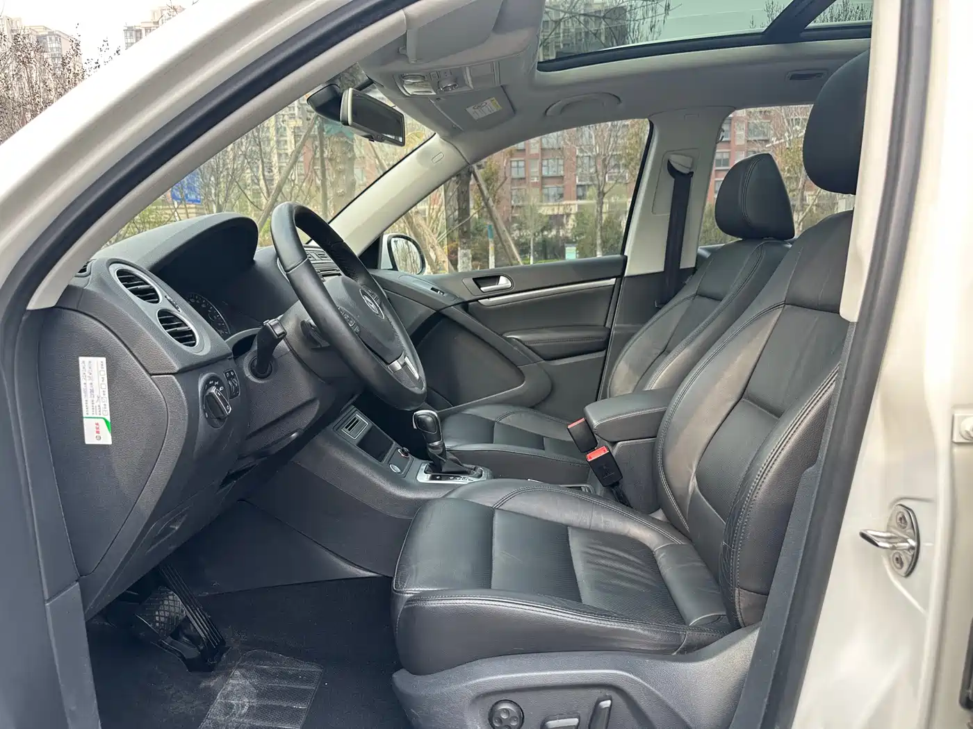 Volkswagen Tiguan 2015 1.8TSI Automatic 4WD Highline фото 4