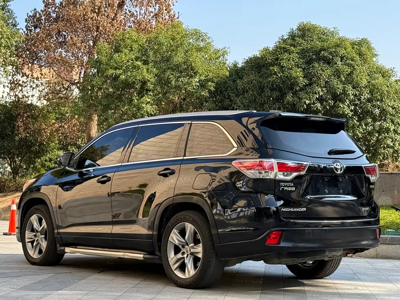Toyota Highlander 2015 2.0T AWD Luxury Edition 7-seater фото 16